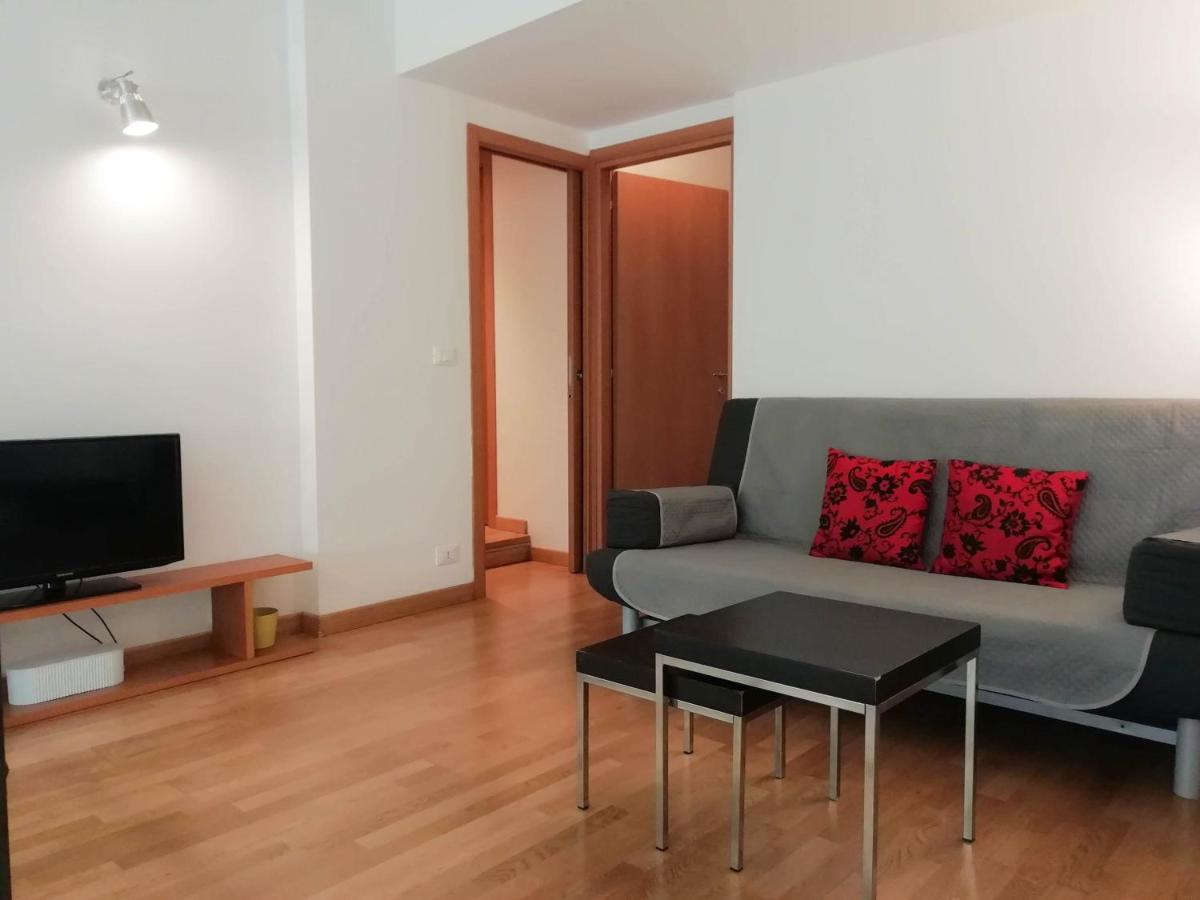 Appartamento Indipendente A Due Passi Dal Centro 사보나 외부 사진
